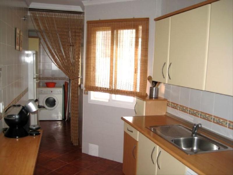 Foto 94809a7d-2fda-47cc-b8cb-79aa22874a4b. Lloguer apartament a avenida reina sofía 10 a Costa Ballena Golf Rota