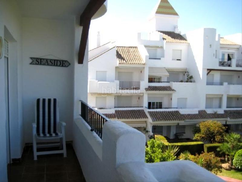 Foto f9c234da-5f64-4f4c-8513-6bd312b1bbec. Rent apartment in avenida reina sofía 10 in Costa Ballena Golf Rota