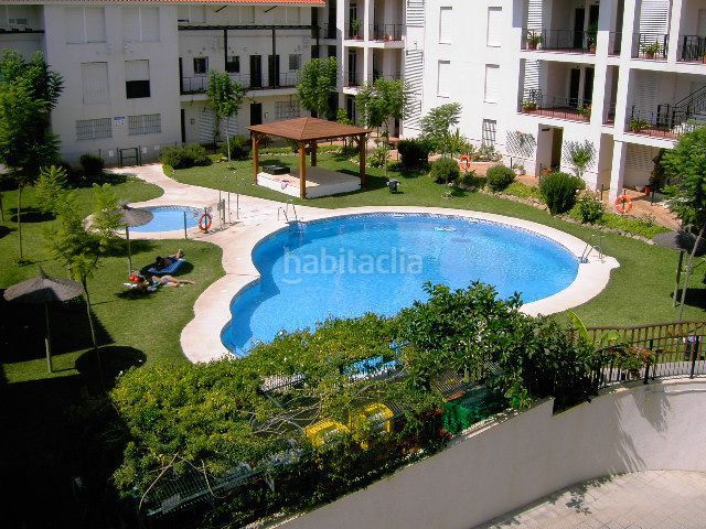 Foto cd2484b3-98e8-441d-8ff3-bcd8ecd21f19. Lloguer dúplex a avenida pez espada 4 a Costa Ballena - Largo norte Rota