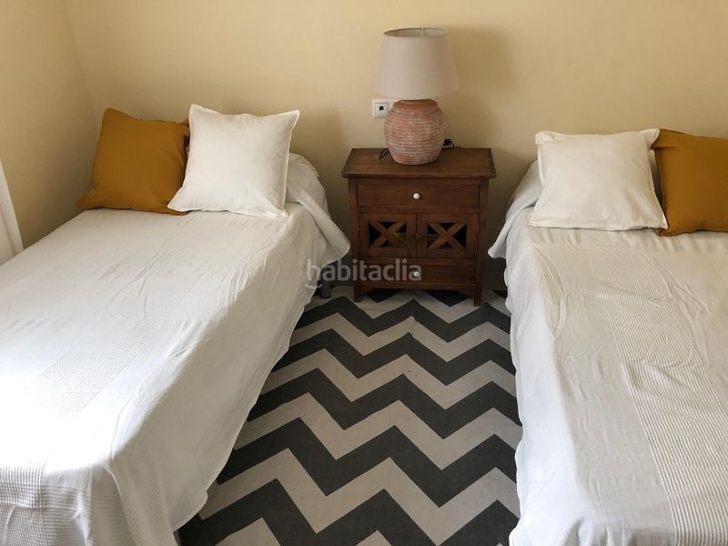 Foto 1c3bd82a-dd45-4ebd-9a11-ee1f91801a66. Rent apartment in calle mozart 2 in Las Tres Piedras - Costa Ballena Chipiona