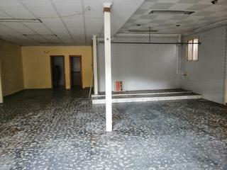 Business premise  Avinguda tombatossals. Local comercial en grupo tombatossals