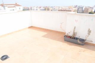 Piso  Carrer de la vall d'uixó. Piso en la zona del parque ribalta