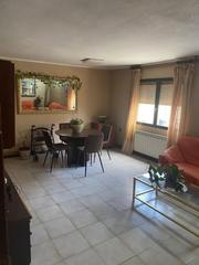 Etagenwohnung in N/a
