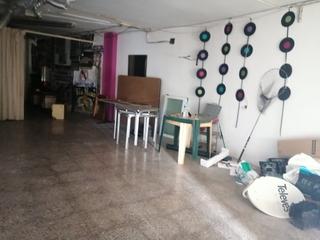 Business premise in Carrer de la marineria 10. Local en el grao de castellón zona puerto