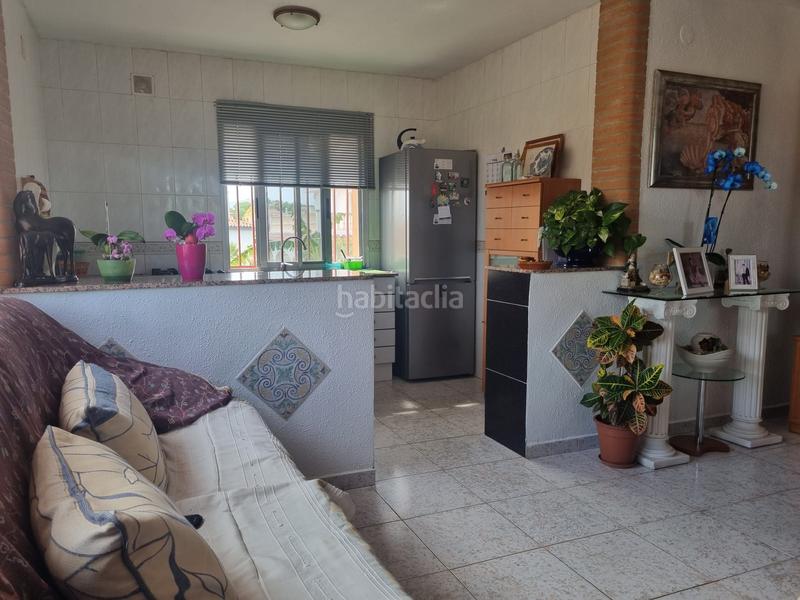 Foto 083cbbf4-8918-4a75-bcef-52a0a0197424. Casa in camí segunda travesera 25 in El Grao Castellón de la Plana