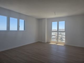 Pis a Cami vell del serradal 70. Ático nuevo a estrenar con vistas al mar en el grao de castellón
