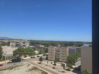 Pis a Cami vell del serradal 70b. Ático nuevo a estrenar con vistas al mar en el grao de castellón