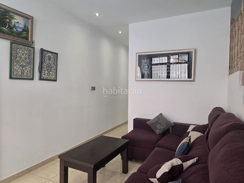 Foto 7974faa5-fc32-423f-b681-33e4ff951cf7. Casa adossada a carrer del tinent monzonís 13 a Plaza Donoso Cortés - Avenida Magdalena Castellón de la Plana