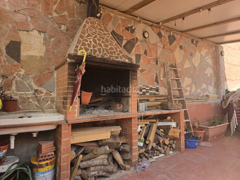 Foto 9f95e814-c381-4239-99e1-b9b157b34496. Casa adossada a carrer del tinent monzonís 13 a Plaza Donoso Cortés - Avenida Magdalena Castellón de la Plana