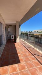 Appartement à Avinguda de ferrandis salvador 3. Precioso piso con amplia terraza en avenida ferrandis salvador,