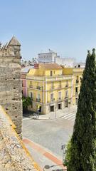 Piso  Armas. Edificio frente alcazar