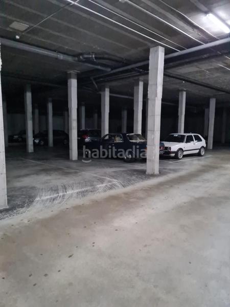 Foto 18e1896d-8e47-4875-b381-663a485813a8. Rent car parking in Gondomar