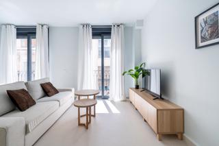 Location Appartement à Calle braulio moreno 1