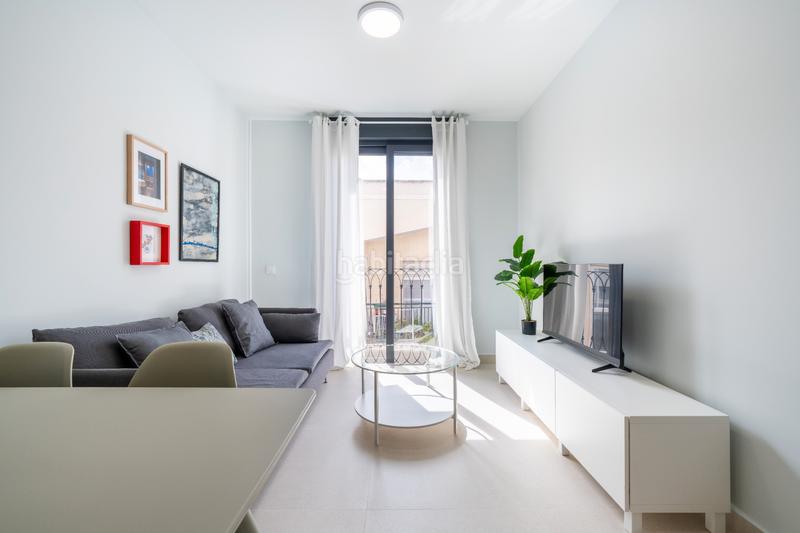Foto 107b9bd1-d2fb-46e4-83b3-c25bf742d776. Rent flat in calle braulio moreno 1 in Centro Almería