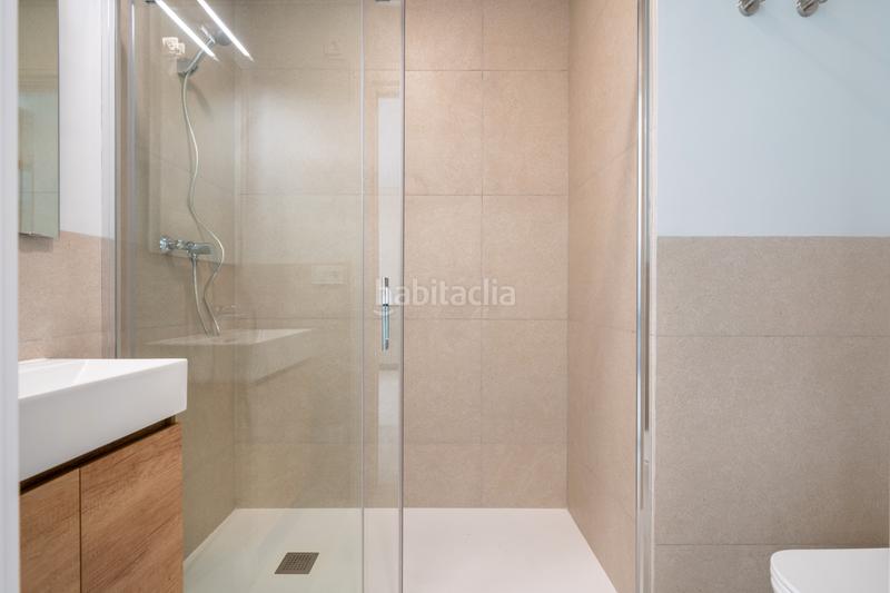Foto 443b82e5-0ce7-4259-8420-cc1f426d9eb1. Alquiler piso en calle braulio moreno 1 en Centro Almería