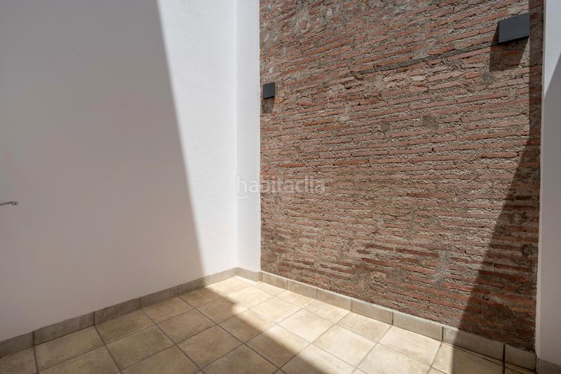 Foto 4f091826-382c-48eb-b375-d823286bd6ba. Alquiler dúplex en calle braulio moreno 8 en Centro Almería