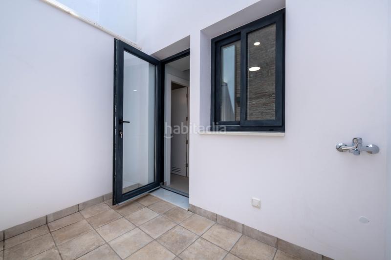 Foto e7a82d3f-f37d-4800-bbac-045d311ba74c. Alquiler dúplex en calle braulio moreno 8 en Centro Almería