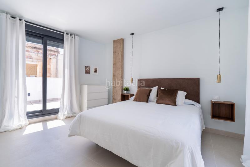 Foto f53d8b86-8123-4dd4-afb3-245bc1dcc81c. Alquiler dúplex en calle braulio moreno 4 triplex en Almería