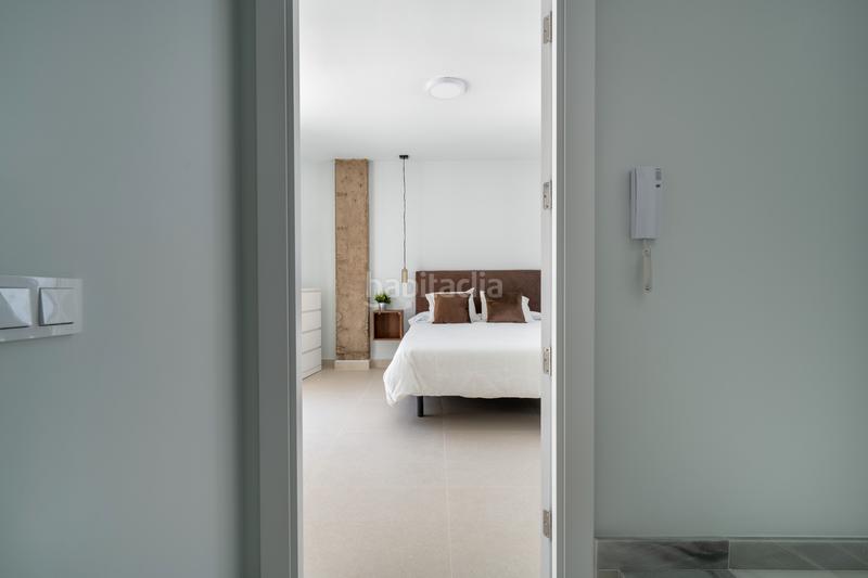 Foto 024b6567-d508-4a62-901a-1015b7dd8262. Miete zweistöckige wohnung in calle braulio moreno 4 in Almería