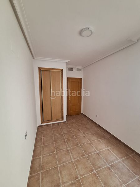 Foto c750a8e6-1d32-4986-b2b6-6c1b772b22f5. Rent flat with parking pool in Albatera