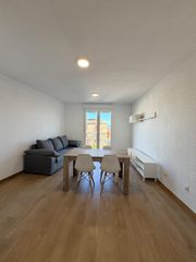 Miete Etagenwohnung in Plaza españa 7