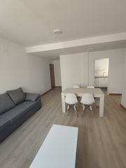 Lloguer Pis a Travesia de la ermita 11. Alquiler de viviendas amuebladas de 1 habitación con garaje en h