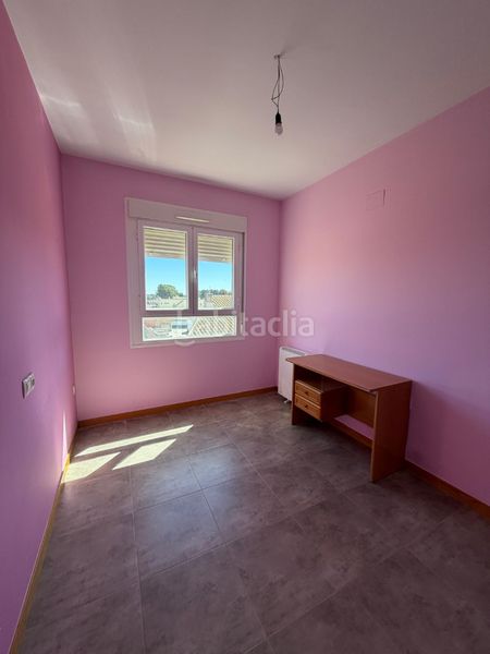Foto 224c4a89-f1ed-4f48-aa9e-9d6bd24ffb0b. Rent flat in avenida de los reyes católicos 62 in Villarrobledo