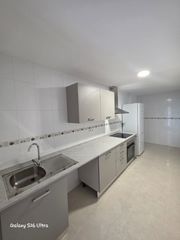 Affitto Appartamento in Calle juan canto rubio 13