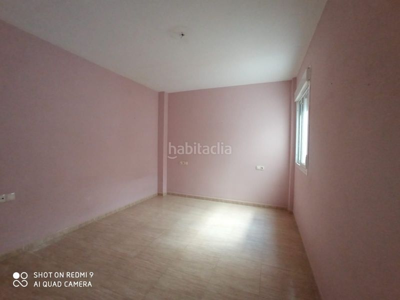 Foto 304aaa3d-59b5-47a1-a66f-80192c306755. Rent flat in Berja