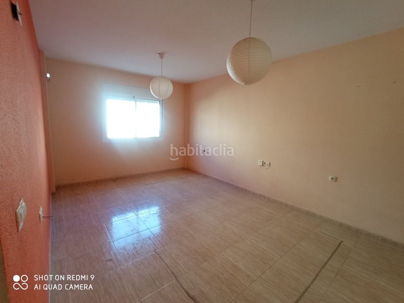 Foto 983eb4d6-df13-43e9-b258-eb77e70cb8f8. Rent flat in Berja