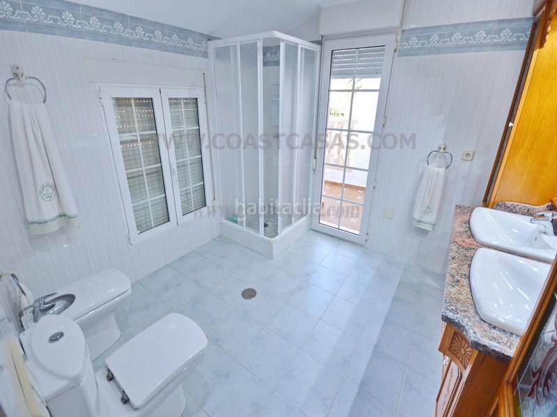 Foto f071bbd9-1328-4884-83bc-2f9c9e25f188. Xalet amb calefacció aparcament piscina a Cabo Roig Orihuela