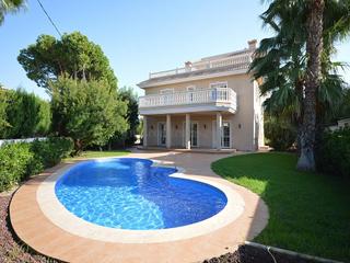 Chalet in Cabo Roig. Orihuela costavilla