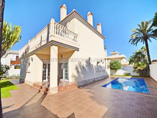 Chalet in Cabo Roig. Orihuela costavilla