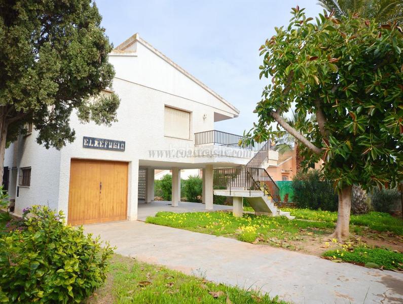 Foto 3653cf55-8b31-43dc-a7d7-855058ec4241. Chalet costavilla en La Zenia Orihuela