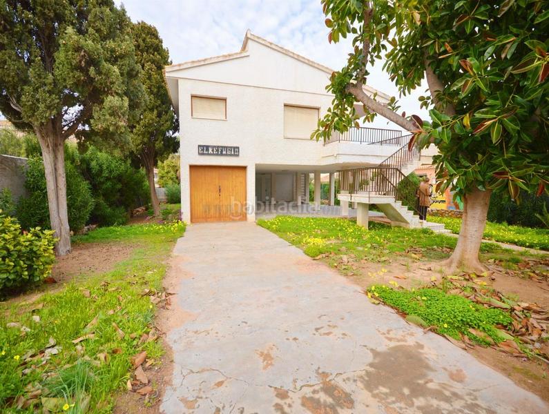 Foto d856918d-4be5-42b5-8a01-ca9f2e153531. Chalet costavilla en La Zenia Orihuela