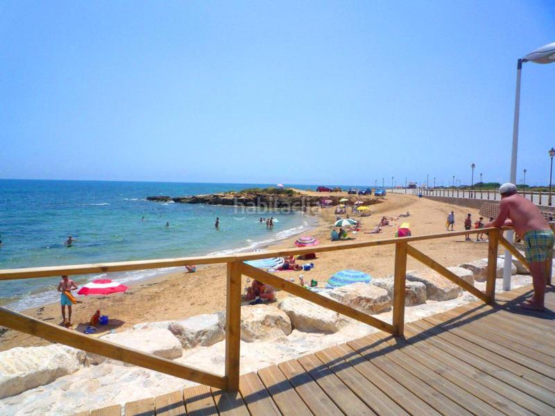 Foto b6464a5c-4026-4612-91e9-62af29293256. Chalet costachalet en Punta Prima Orihuela