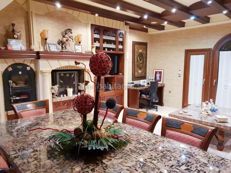 Foto aee64001-60c1-4749-96d5-ef59f16d916b. Xalet amb aparcament piscina a Aguas Nuevas Torrevieja