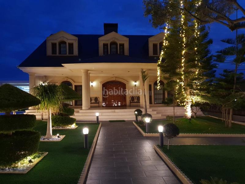 Foto f4fbc99b-316c-4713-94c8-1b011d838b74. Xalet amb aparcament piscina a Aguas Nuevas Torrevieja