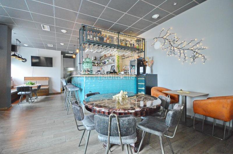 Foto 1e8cb0de-cc36-4023-982a-3a1bd2f8aee0. Traspàs local comercial a Aguamarina Orihuela