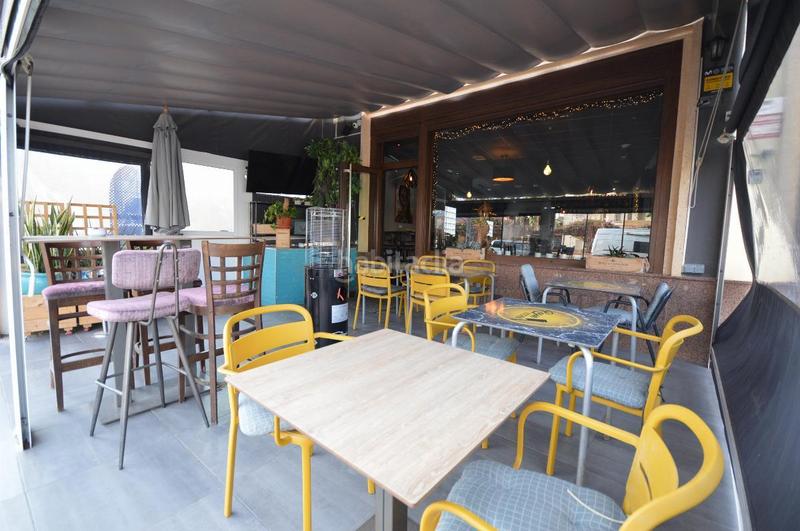 Foto c3eac5a5-0b4b-4074-9785-4d1179589223. Traspàs local comercial a Aguamarina Orihuela