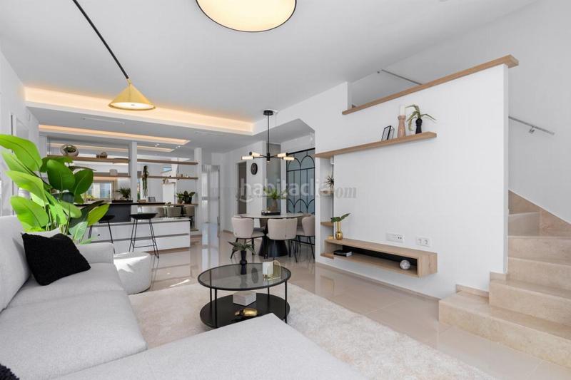 Foto 3305ae34-6abe-4940-9668-46f108d01e43. Chalet with heating parking pool in Centro Alcázares (Los)