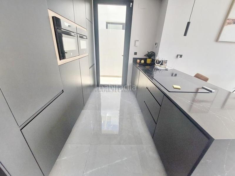 Foto 2e98e88c-a364-4c54-a542-cd35e452f9f1. Xalet amb piscina a Zona Carrefour - Urbanizaciones Torrevieja