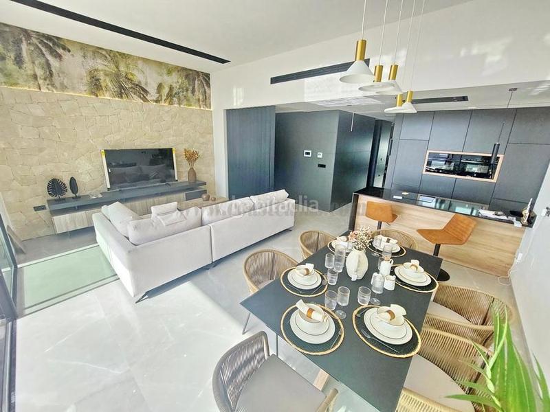 Foto 9d2037e1-e5b9-485b-b1b1-aa169b9c7286. Xalet amb piscina a Zona Carrefour - Urbanizaciones Torrevieja