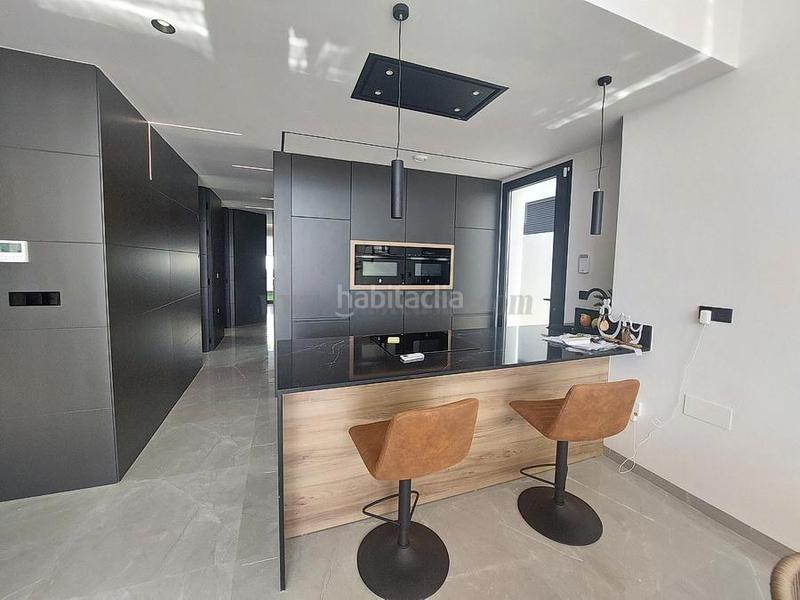 Foto fbc252c8-5651-4437-bcfe-04dcb1efbd43. Xalet amb piscina a Zona Carrefour - Urbanizaciones Torrevieja