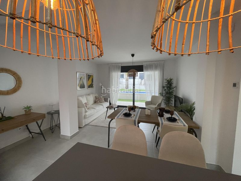 Foto 3b25ece5-4de9-457c-8e31-d4e1e744a566. Apartament amb aparcament piscina a Los Almendros Orihuela