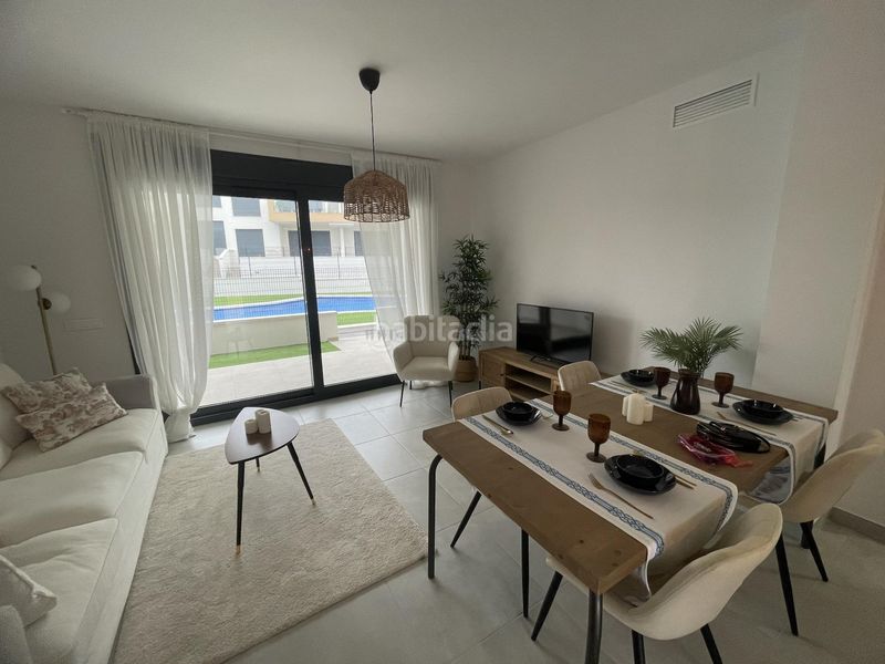 Foto 5d777782-019c-420e-9068-0a7787ea1e2f. Apartament amb aparcament piscina a Los Almendros Orihuela