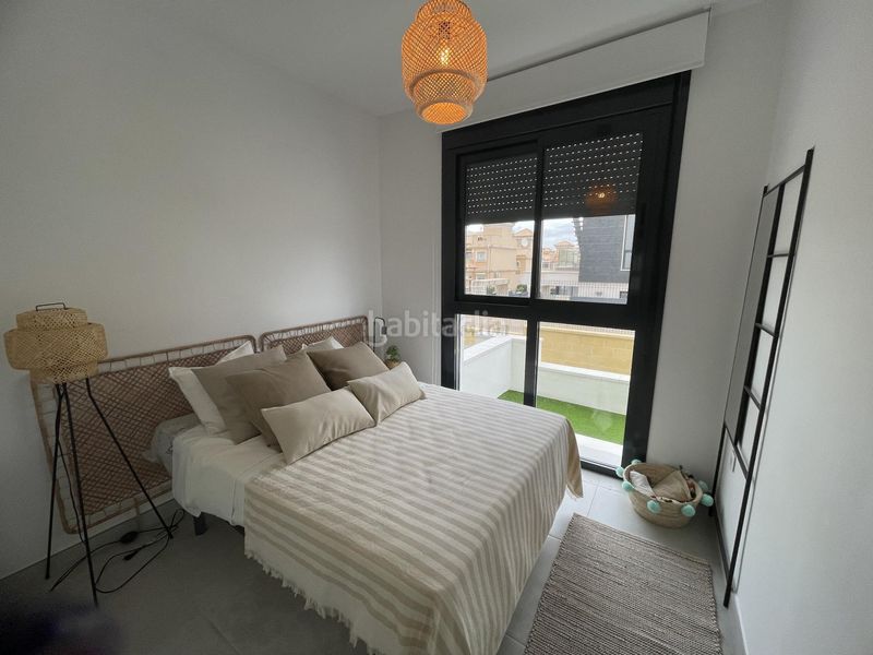 Foto 66e0dbbe-129f-4c1c-af26-cf6e56e0111d. Apartament amb aparcament piscina a Los Almendros Orihuela