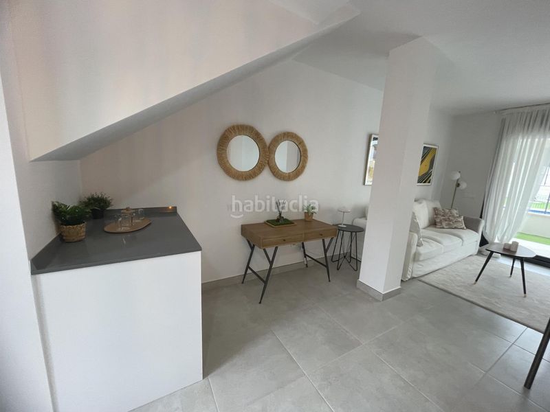 Foto 93f948a9-c63d-43fb-a477-b3bacd863d4f. Apartament amb aparcament piscina a Los Almendros Orihuela