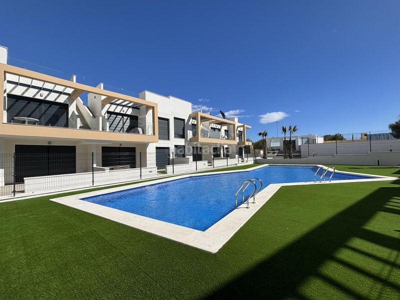 Foto cdb288a3-9738-459d-8e02-0be851435802. Apartament amb aparcament piscina a Los Almendros Orihuela