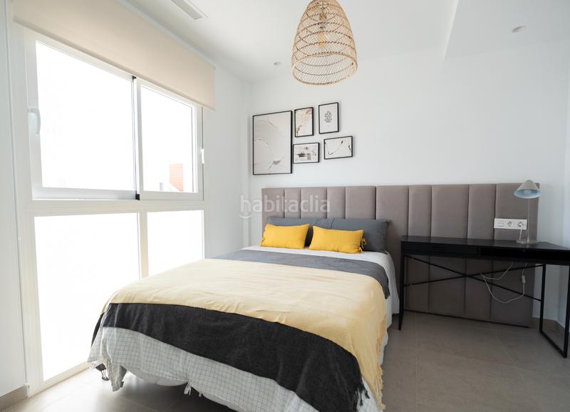 Foto db672271-a16d-418c-a150-29edf7e8a27f. Xalet 228m<sup>2</sup> amb aparcament piscina a Pilar de la Horadada ciudad Pilar de la Horadada